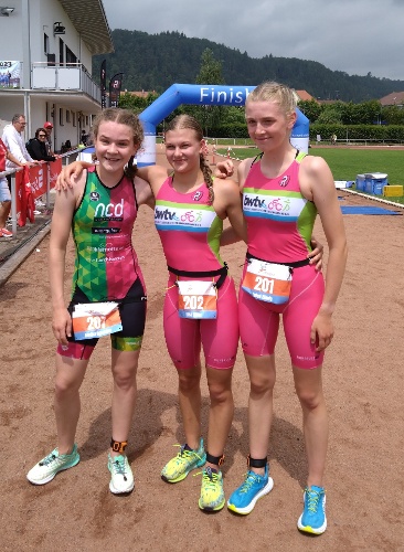 Die Top-3 der Jugend B bei den BaWü in Schopfheim (von links): Annika Erbelding, Elisa Kühn, Luisa Binnig. (Foto: Peter Mayerlen)