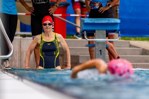 https://www.triathlon-vfl-waiblingen.de/content/igal/20250529_a1_triawn_0217-M8NK8X-L-1934.jpg
